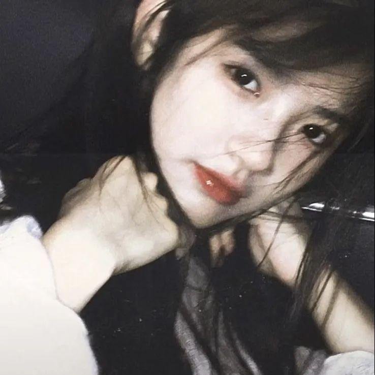 为黛茜小姐开车